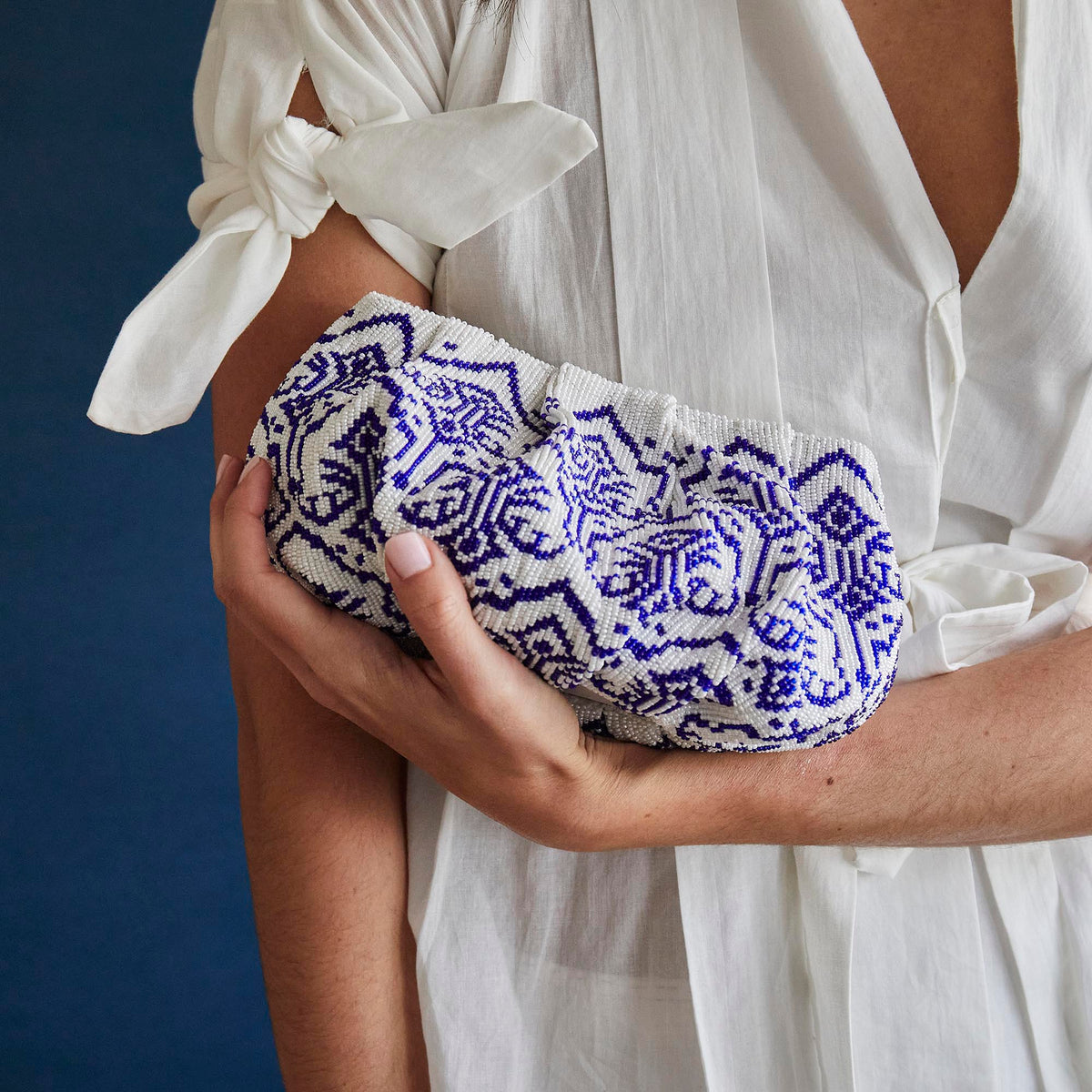 LELE SADOUGHI BAGS BLUE IVORY CORA BEADED CLUTCH