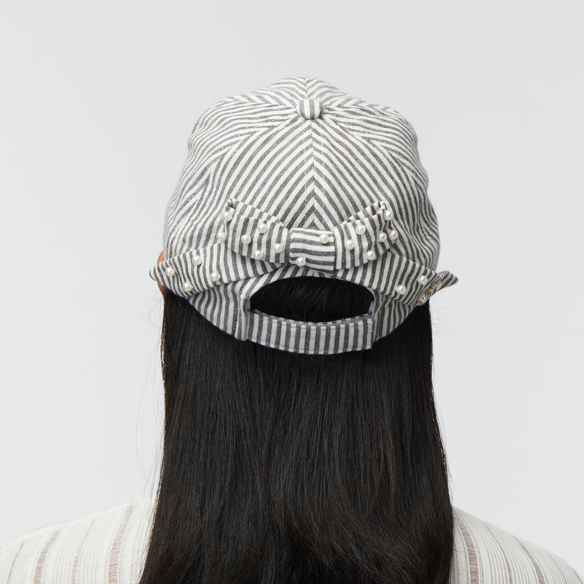 LELE SADOUGHI BASEBALL JET SEERSUCKER BOW EMBELLISHED BASEBALL CAP