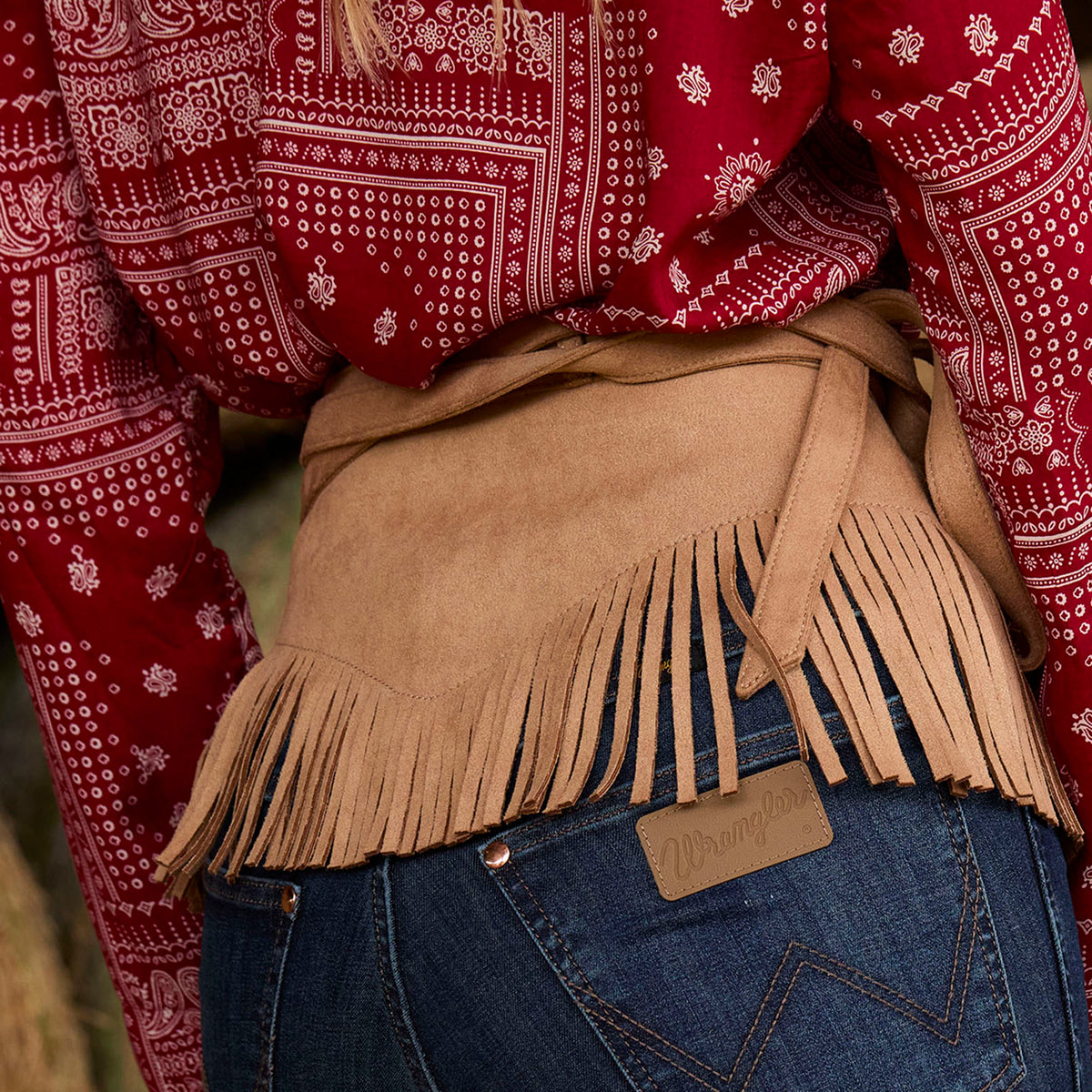Lele Sadoughi BELTS CAMEL DOLLY FRINGE BELT