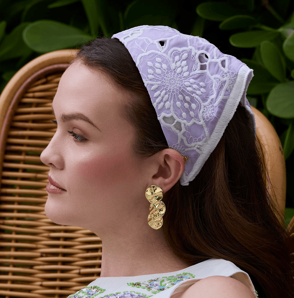 Lele Sadoughi EARRINGS GOLD SOCIALITE STATEMENT EARRINGS