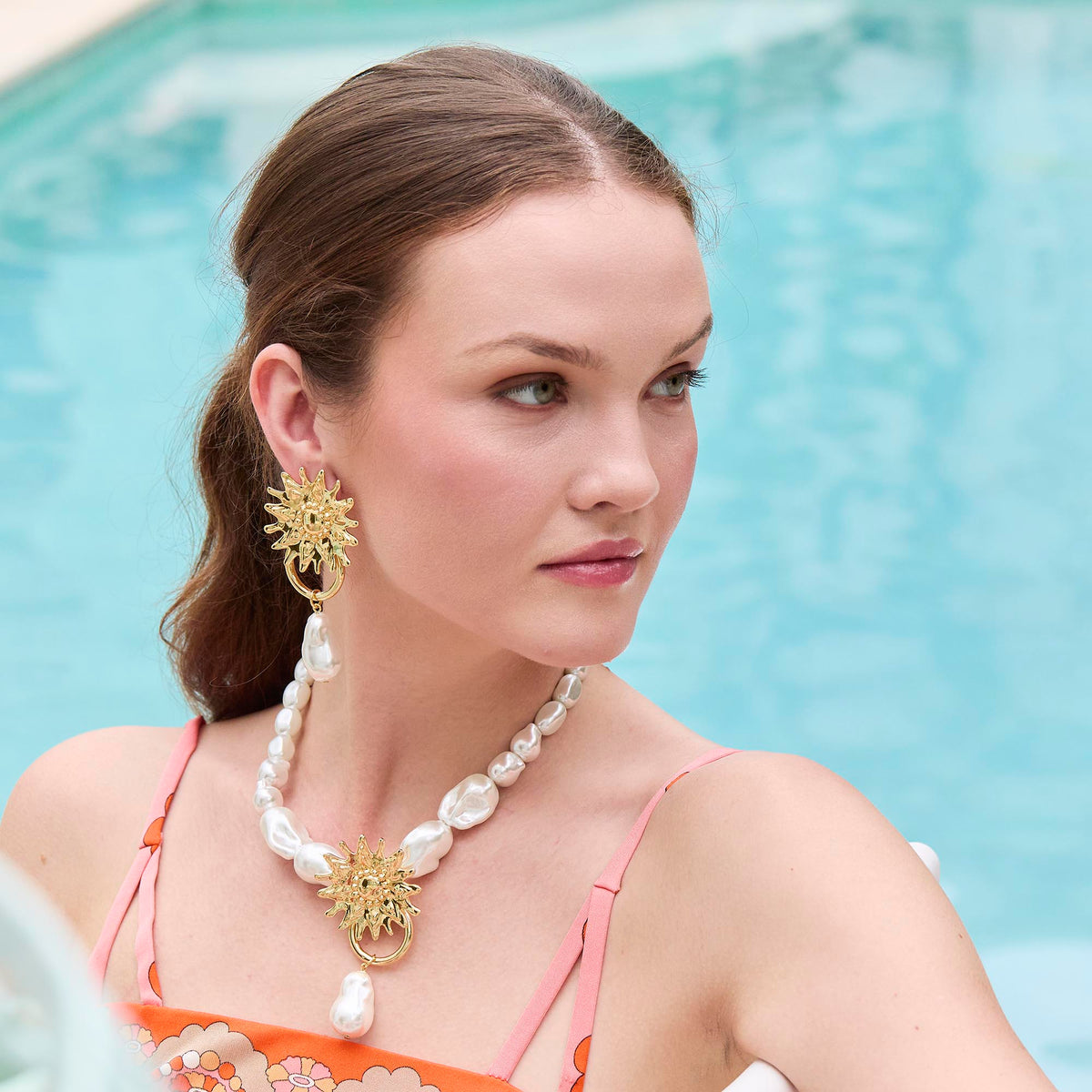 Lele Sadoughi EARRINGS GOLD SOLEIL STATEMENT EARRINGS