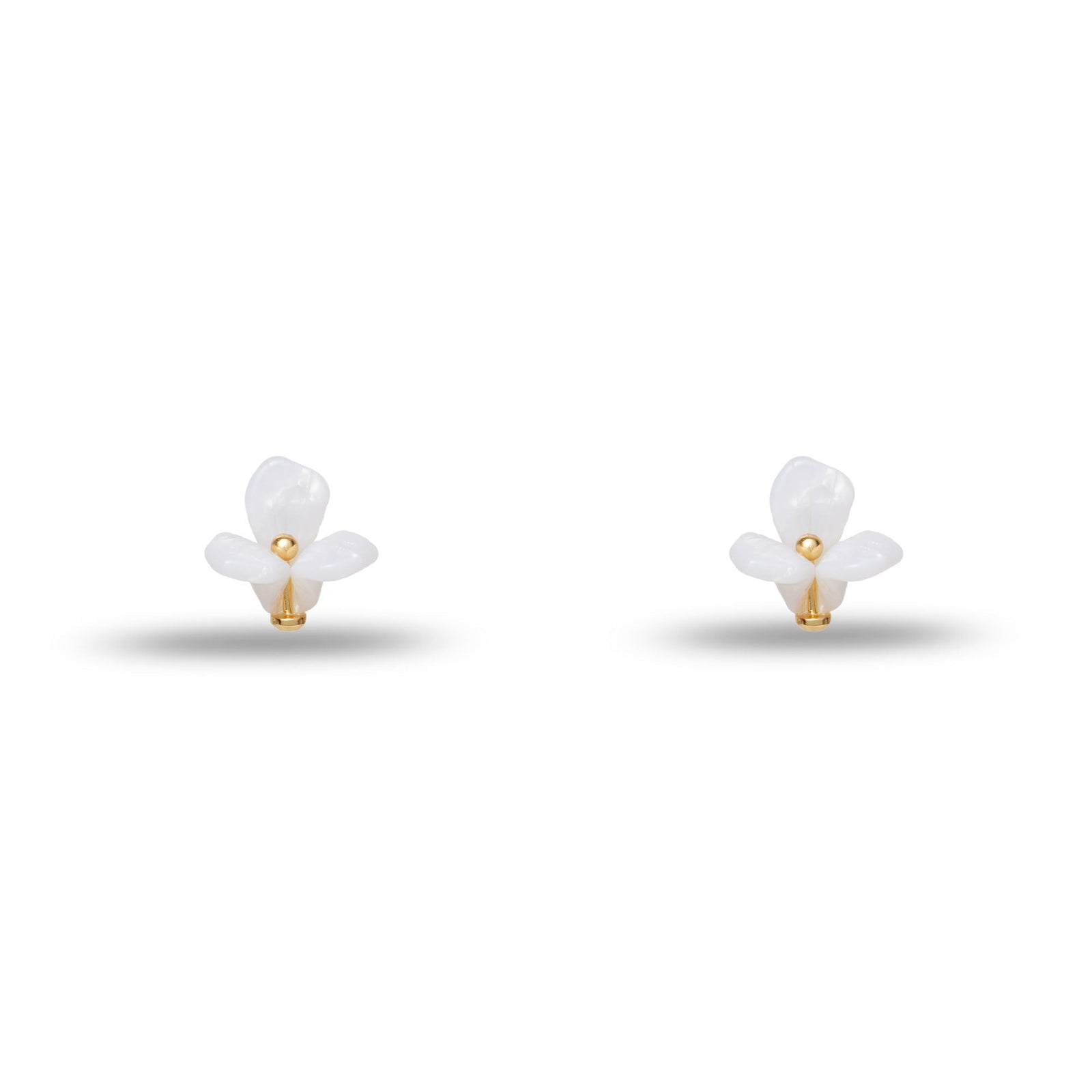 Lele Sadoughi EARRINGS MOTHER OF PEARL TRILLIUM STUD EARRINGS
