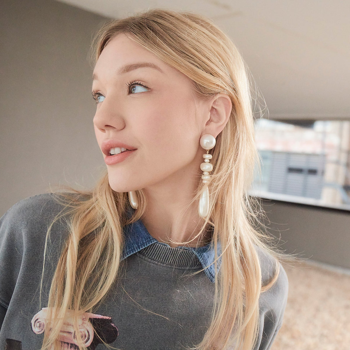 Lele Sadoughi EARRINGS ONE SIZE PEARL COPACABANA LINEAR EARRINGS