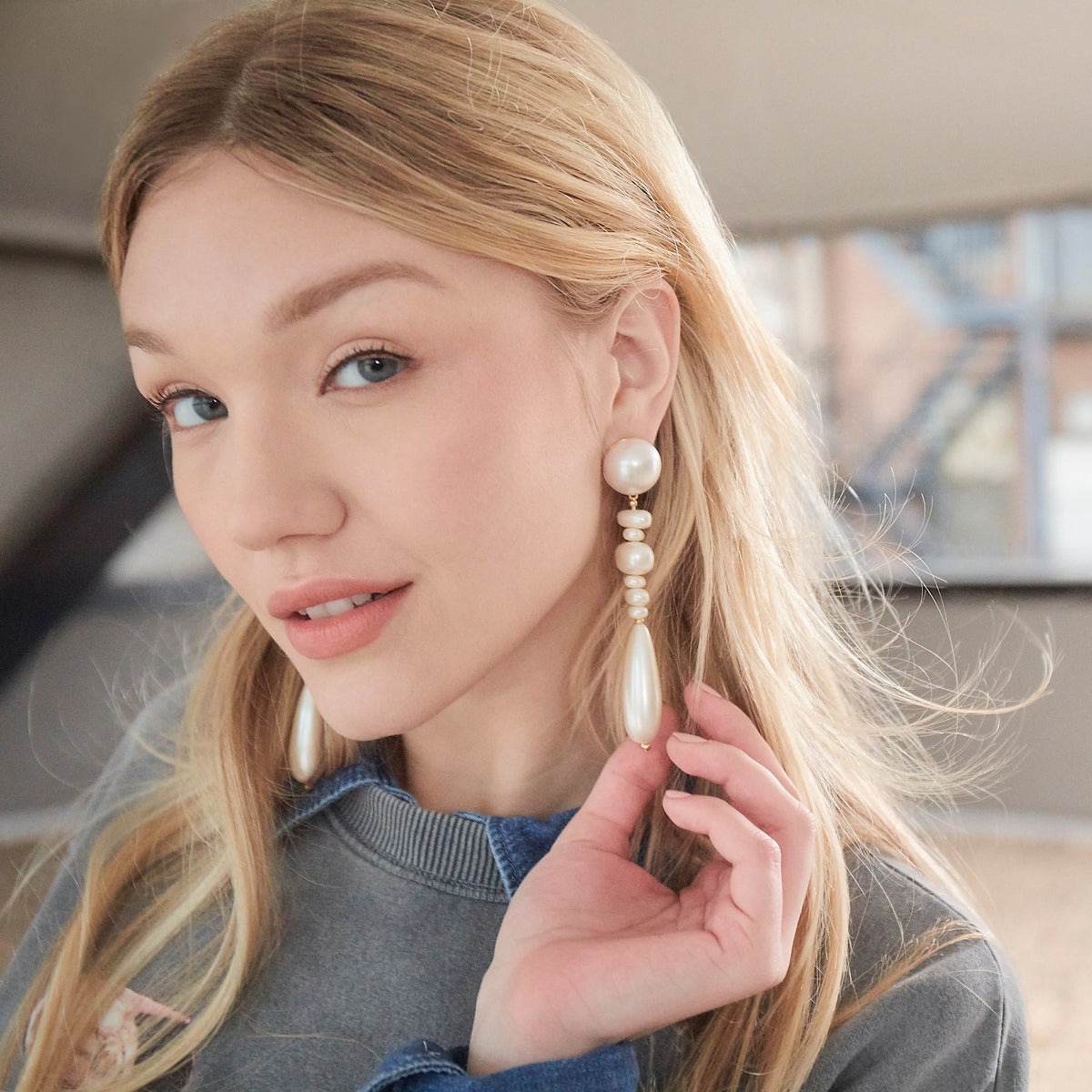 Lele Sadoughi EARRINGS ONE SIZE PEARL COPACABANA LINEAR EARRINGS