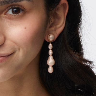 LELE SADOUGHI EARRINGS ROSÉ COLLECTOR PEARL LINEAR EARRING