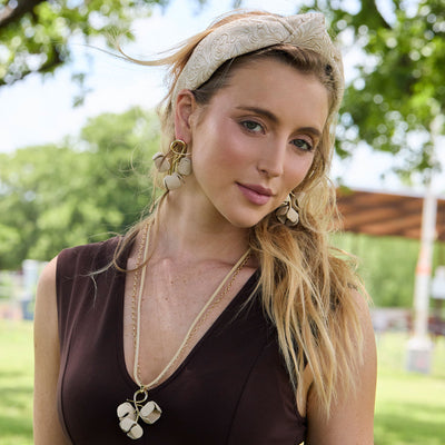 Lele Sadoughi NECKLACES SAND BELLFLOWER PENDANT NECKLACE