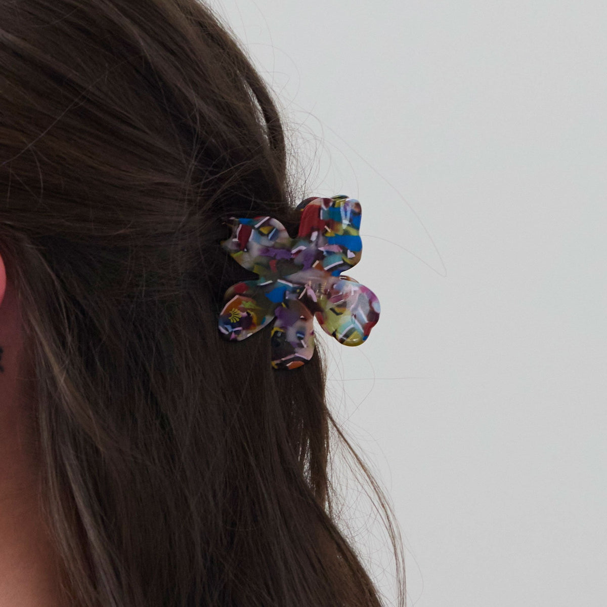 Lele Sadoughi Hair Clips RAINBOW TORTOISE LILY CLAW CLIP
