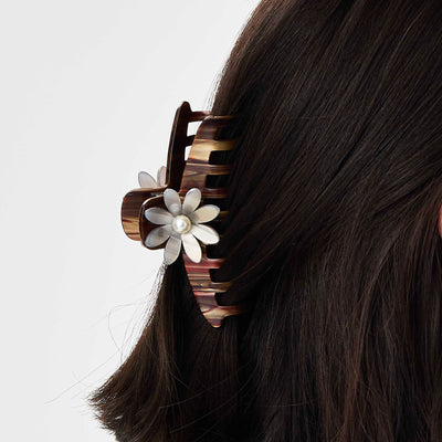 Lele Sadoughi HARD HAIR ONE SIZE WALNUT PETUNIA CLAW CLIP
