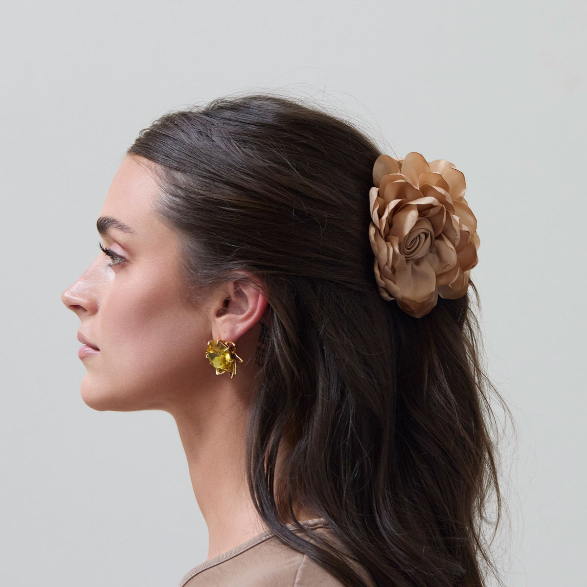Lele Sadoughi HAIR FAWN PEONY FLOWER CLAW CLIP