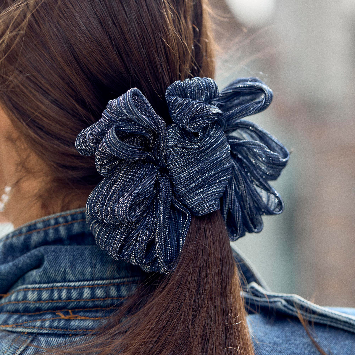 Lele Sadoughi HAIR IMPERIAL BLUE RITA GALAXY CLAW CLIP