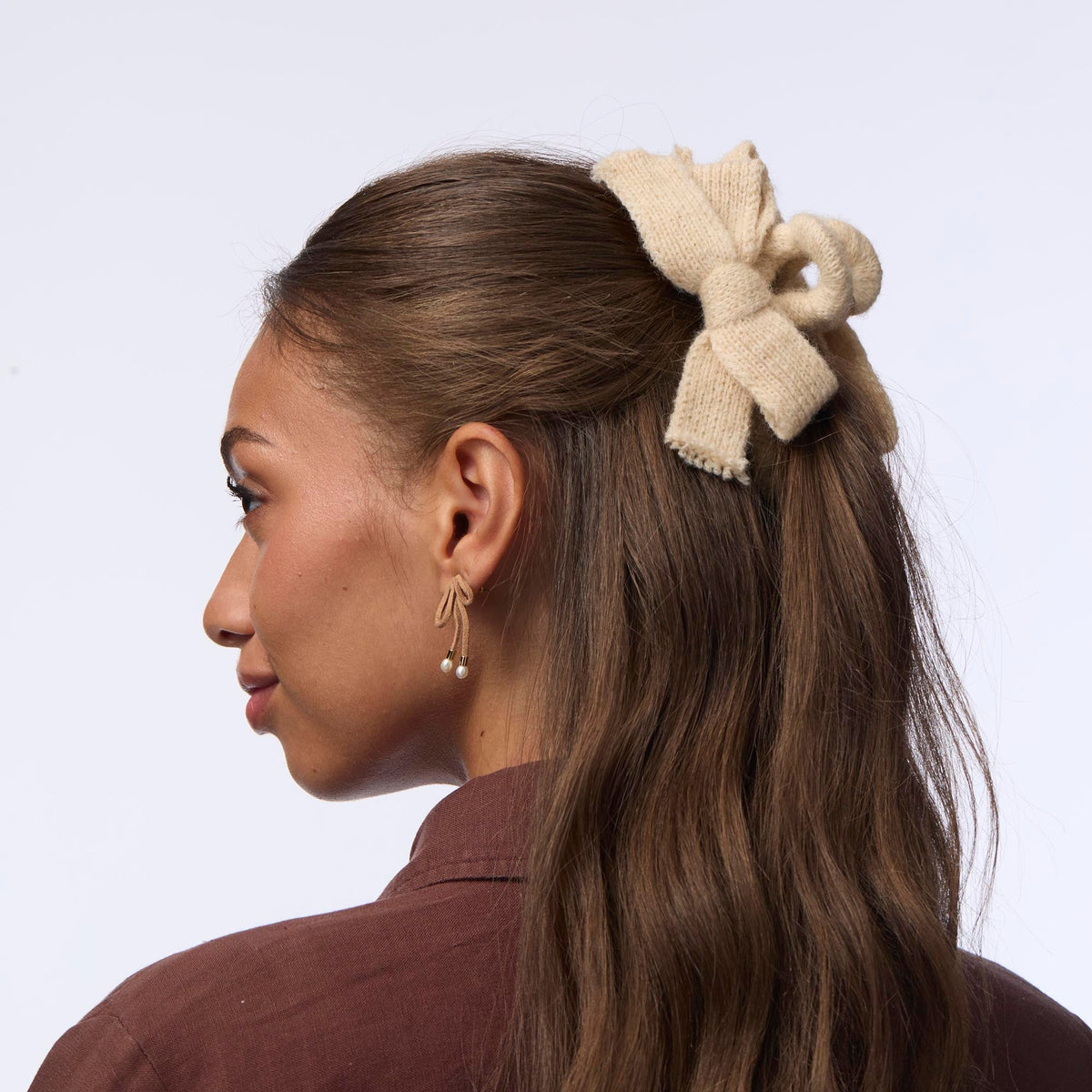 LELE SADOUGHI HAIR IVORY CABLE KNIT BOW CLAW CLIP