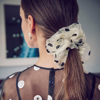 Lele Sadoughi HAIR IVORY OVERSIZED POLKA DOT SCRUNCHIE