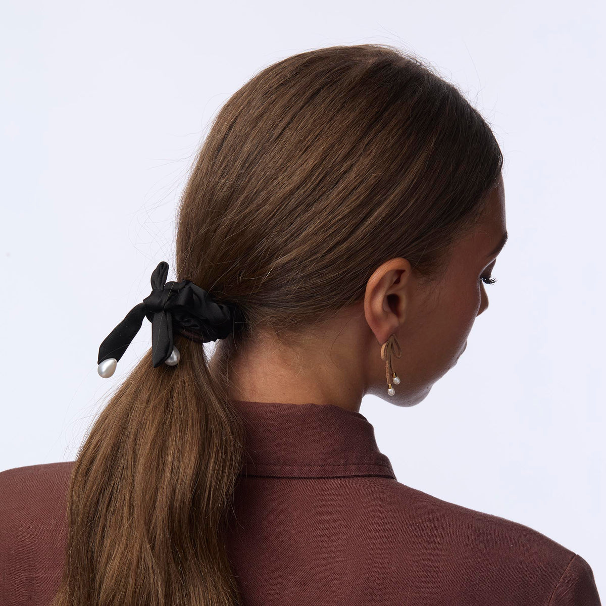 LELE SADOUGHI HAIR MULTI PEARL DROP BOW SCRUNCHIE SET