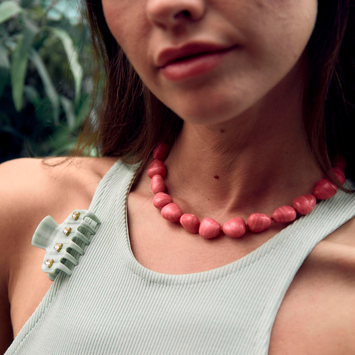 Lele Sadoughi HAIR SAGE MINI CRYSTAL CLAW CLIP