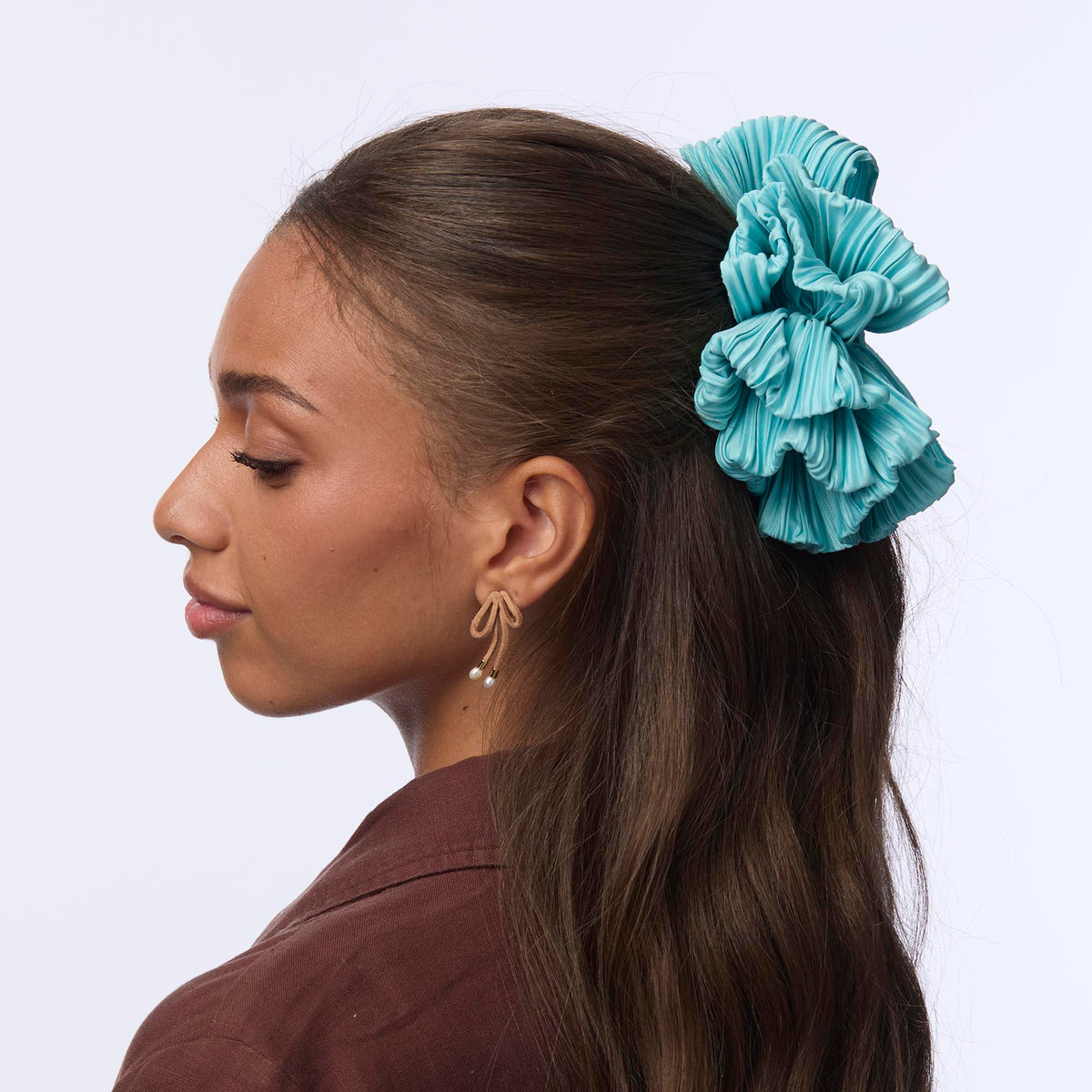 Lele Sadoughi HAIR SEA BLUE RITA CLAW CLIP