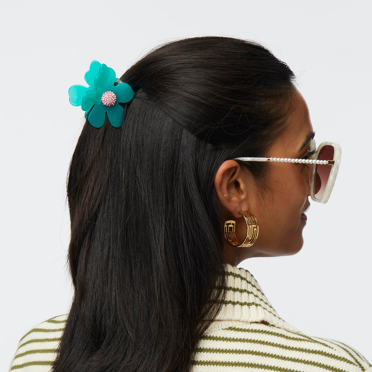 LELE SADOUGHI HAIR TURQUOISE SEA LILY CLAW CLIP