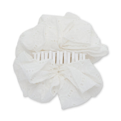 Lele Sadoughi HAIR WHITE RITA EYELET CLAW CLIP