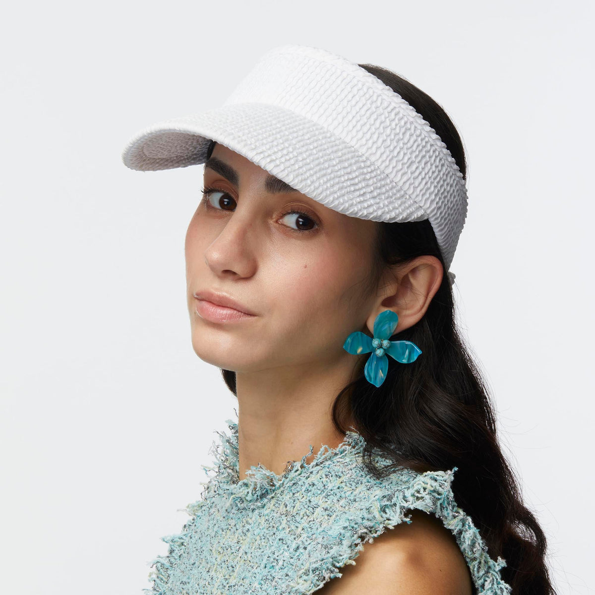 Lele Sadoughi HATS CHALK SWIMMER BOW TIE VISOR