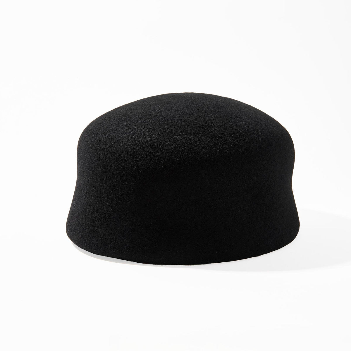 Lele Sadoughi HATS JET COLUMN PILLBOX HAT