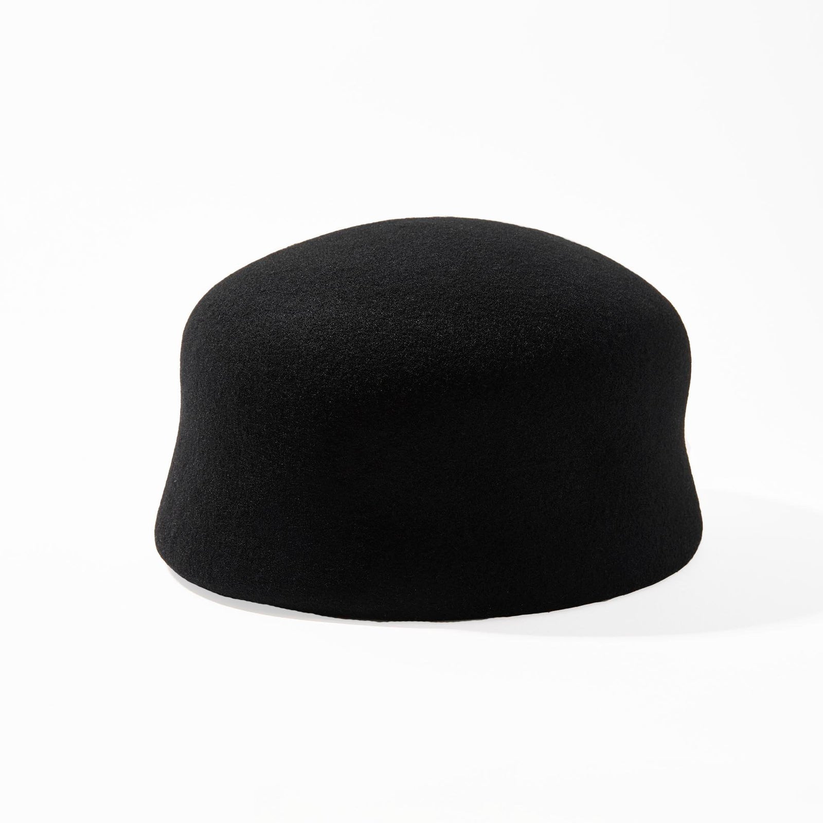 Lele Sadoughi HATS JET COLUMN PILLBOX HAT