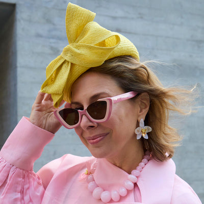 Lele Sadoughi HATS SUNSHINE BOW PILLBOX FASCINATOR