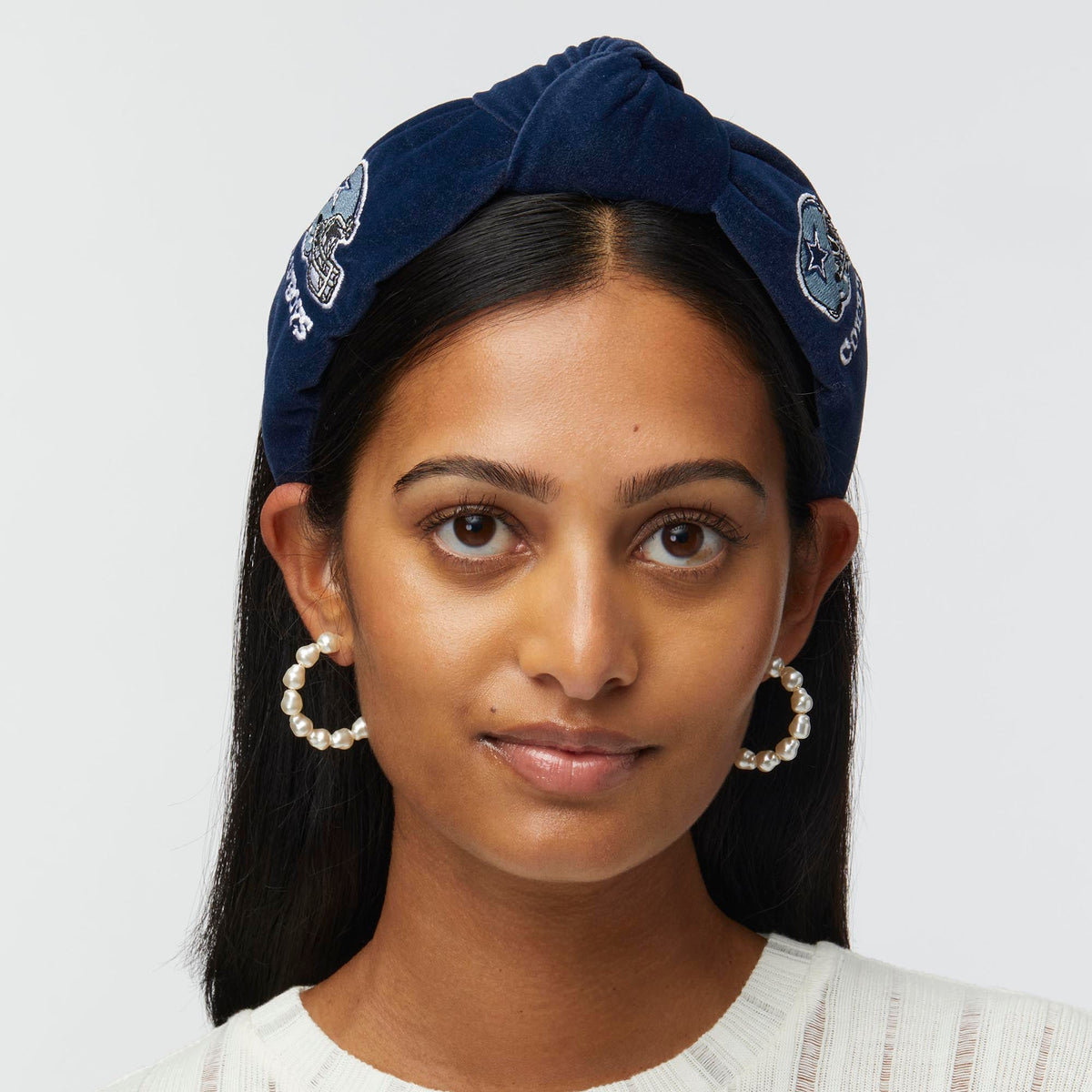 Lele Sadoughi HEADBANDS DALLAS COWBOYS LELE SADOUGHI X NFL NAVY BLUE EMBROIDERED KNOTTED HEADBAND
