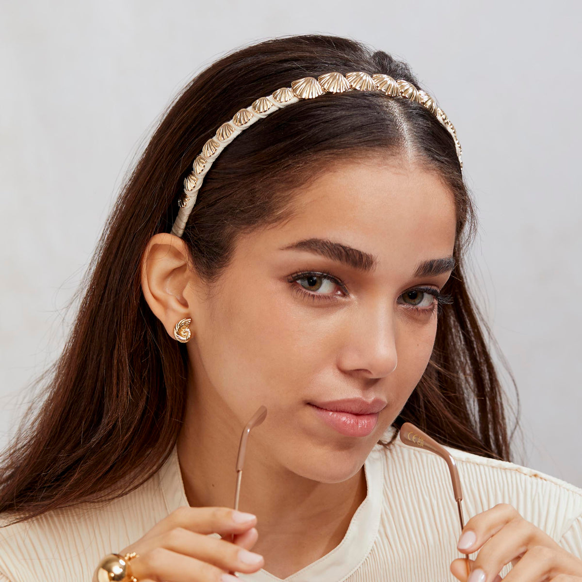 GOLD STRAND SHELL HEADBAND - Lele Sadoughi