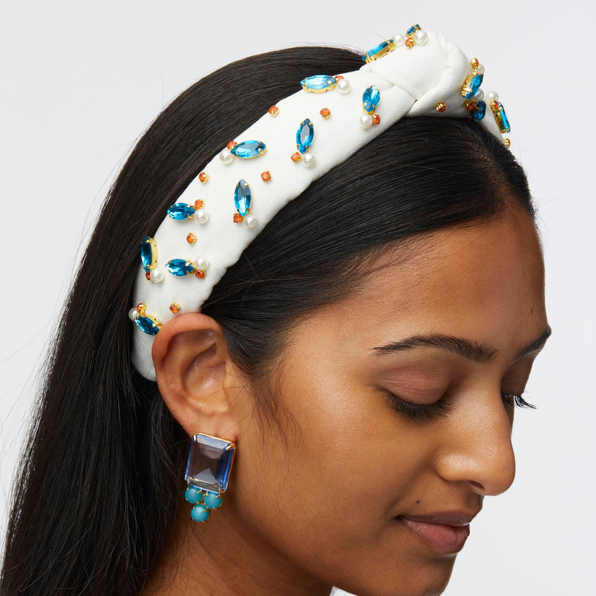 LELE SADOUGHI HEADBANDS IVORY SLIM KNOTTED CRYSTAL EMBELLISHED HEADBAND