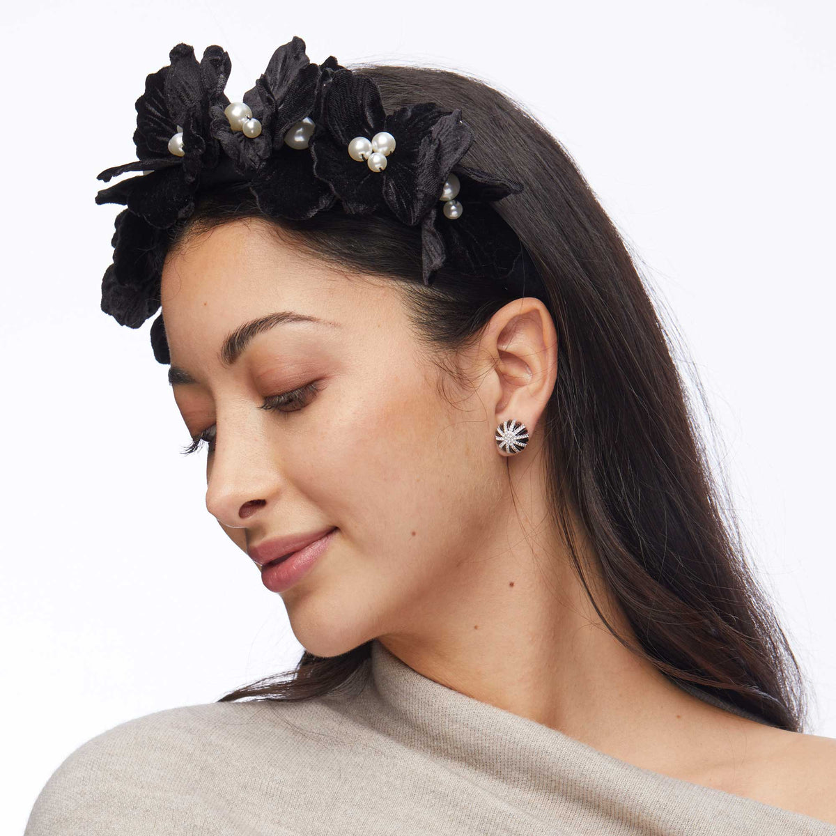 Lele Sadoughi HEADBANDS JET MAGNOLIA VELVET HEADBAND