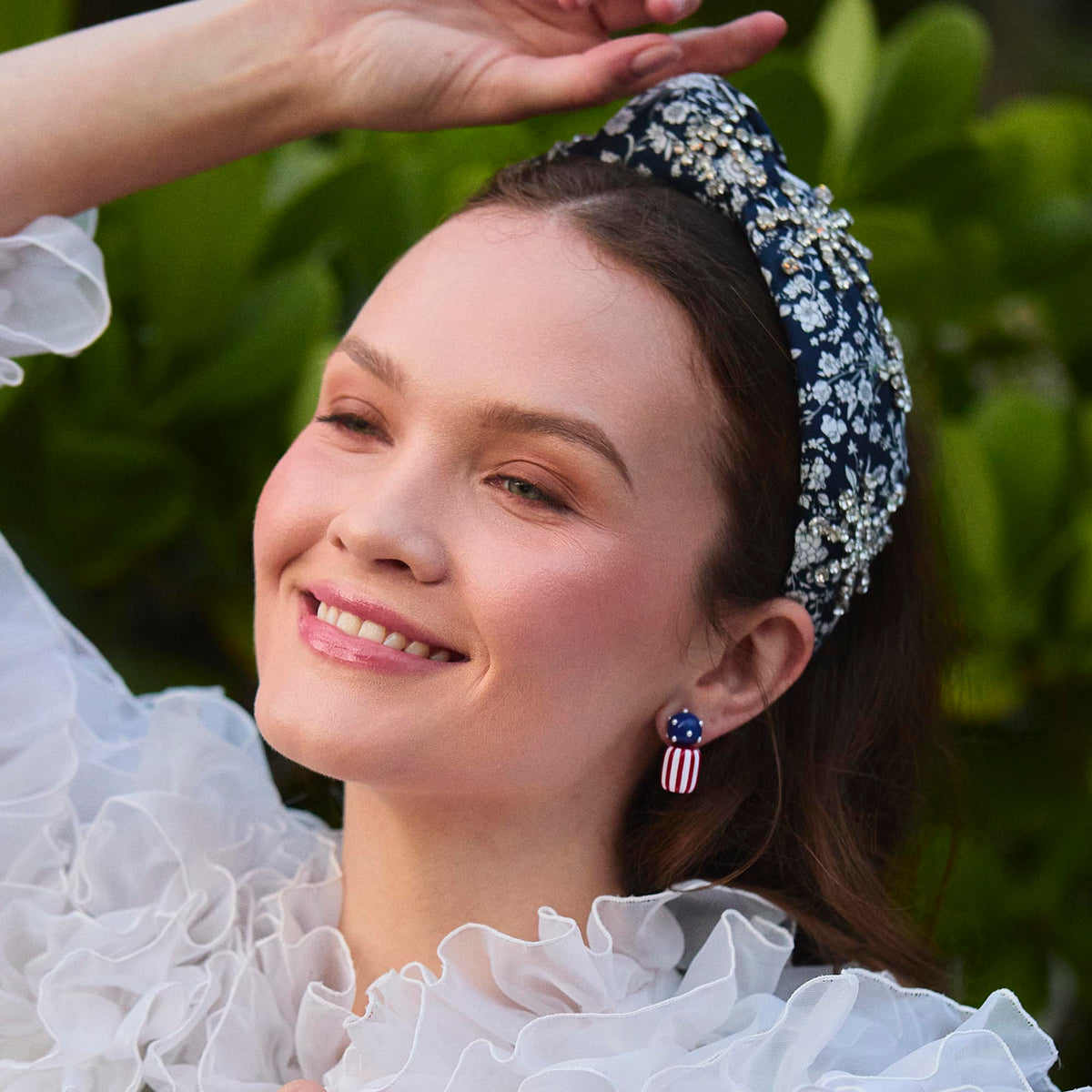 Lele Sadoughi HEADBANDS NAVY BLOOMS KNOTTED AMERICANA CRYSTAL LIBERTY HEADBAND