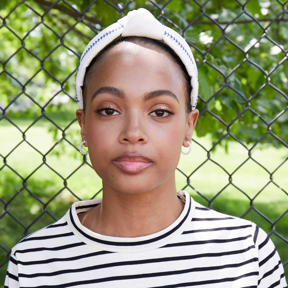 Lele Sadoughi HEADBANDS RED TEXAS RANGERS EMBROIDERED KNOTTED HEADBAND