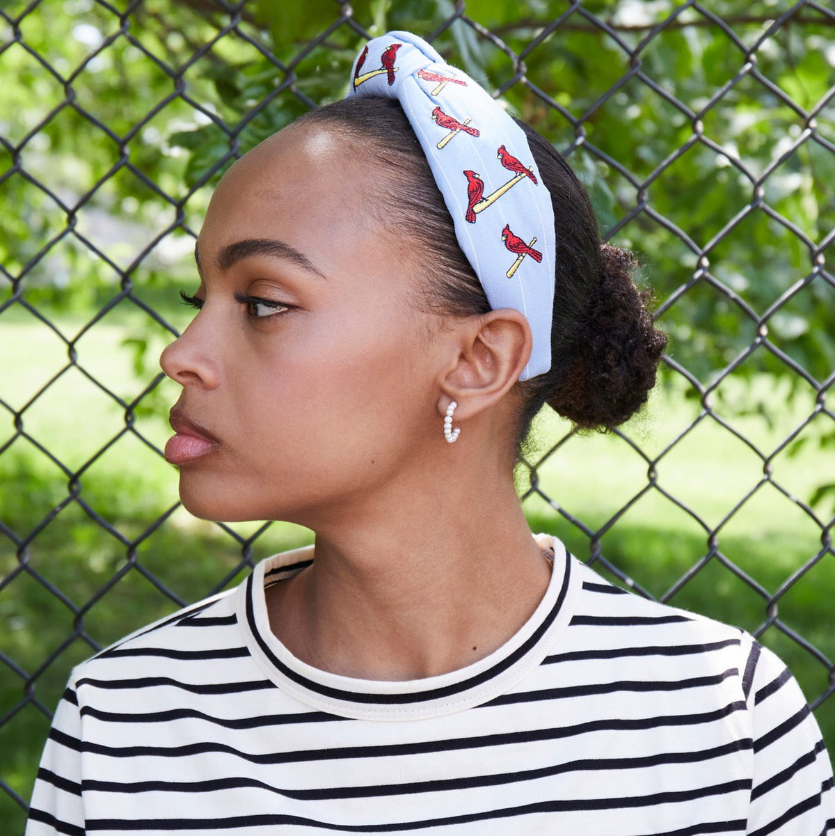 Lele Sadoughi HEADBANDS SKY ST.LOUIS CARDINALS EMBROIDERED KNOTTED HEADBAND