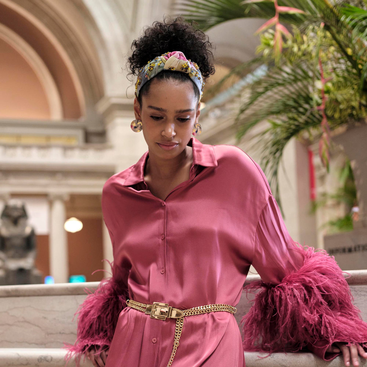 Lele Sadoughi HEADBANDS THE MET X LELE KNOTTED KLEE BLACK COLUMNS IN A LANDSCAPE EMBELLISHED HEADBAND