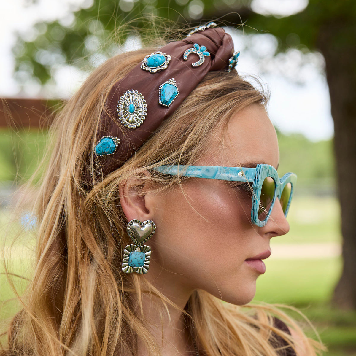 Lele Sadoughi HEADBANDS WALNUT KNOTTED CONCHO HEADBAND