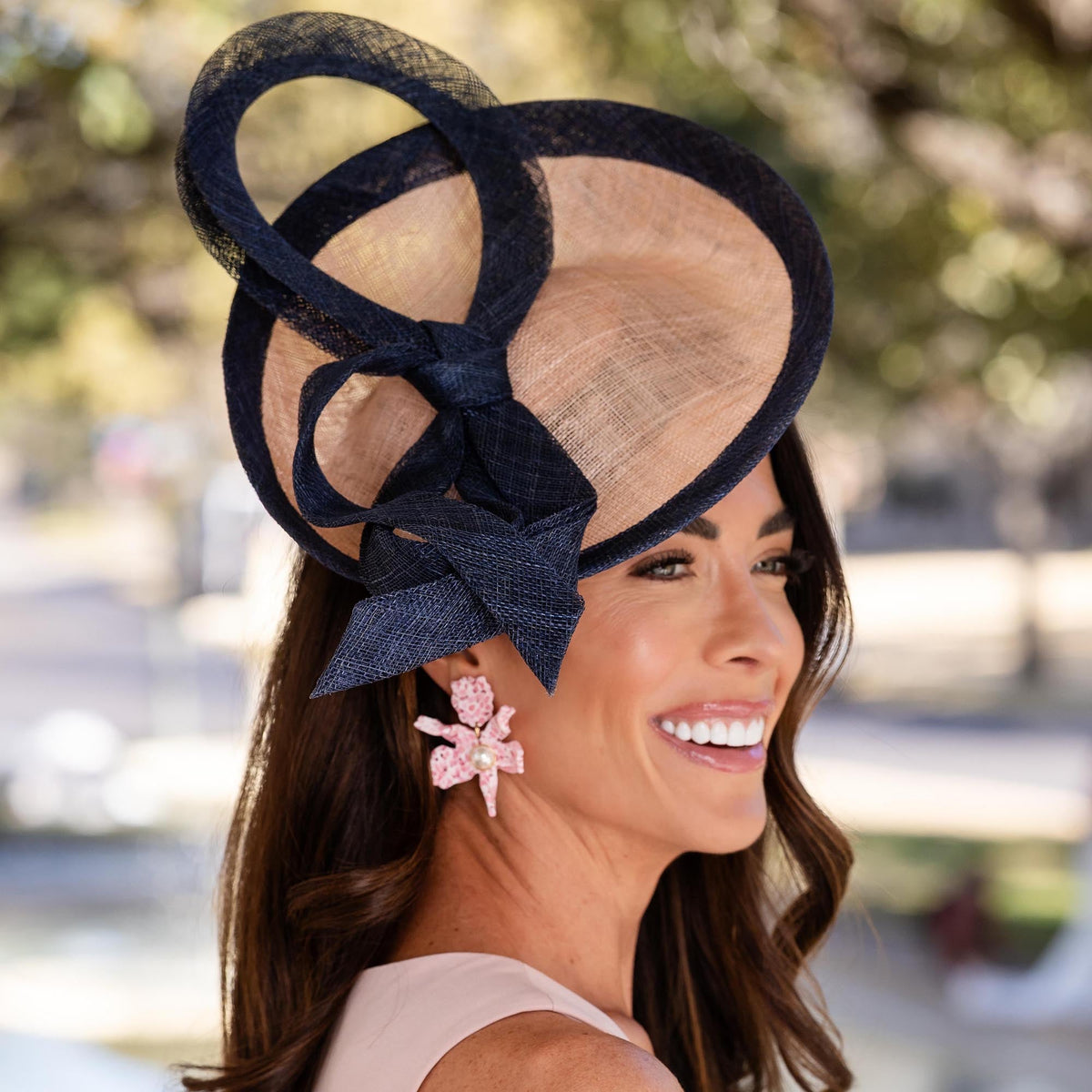 LELE SADOUGHI LIGHT PINK MARIAN FASCINATOR