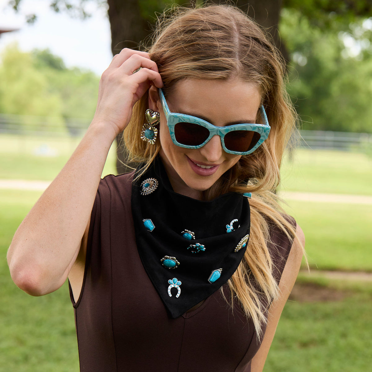 Lele Sadoughi NECKLACES JET BONNIE CONCHO SCARF NECKLACE