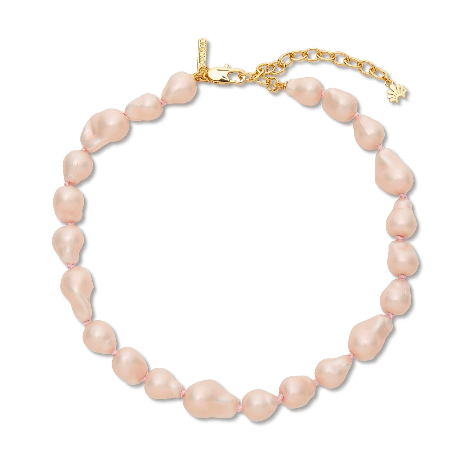 ROSÉ COLLECTOR PEARL NECKLACE