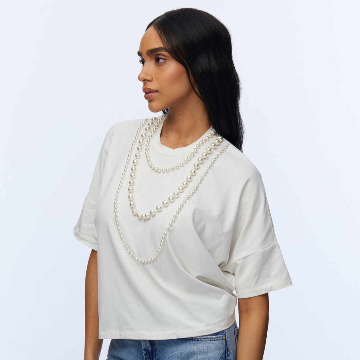 Lele Sadoughi Shirts IVORY SHORT-SLEEVE PEARL STRAND TEE