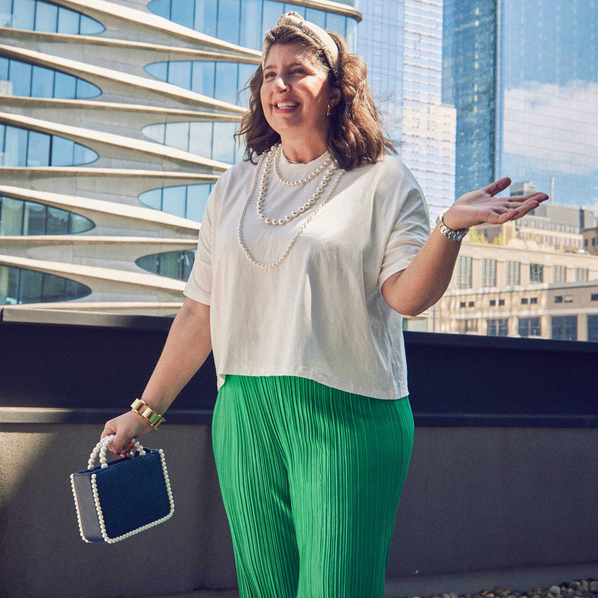 Lele Sadoughi Shirts IVORY SHORT-SLEEVE PEARL STRAND TEE